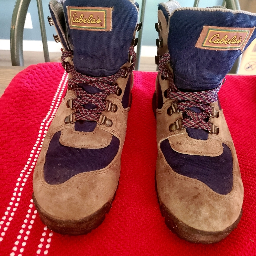 SOLD Cabela's Women's Hiking Boots